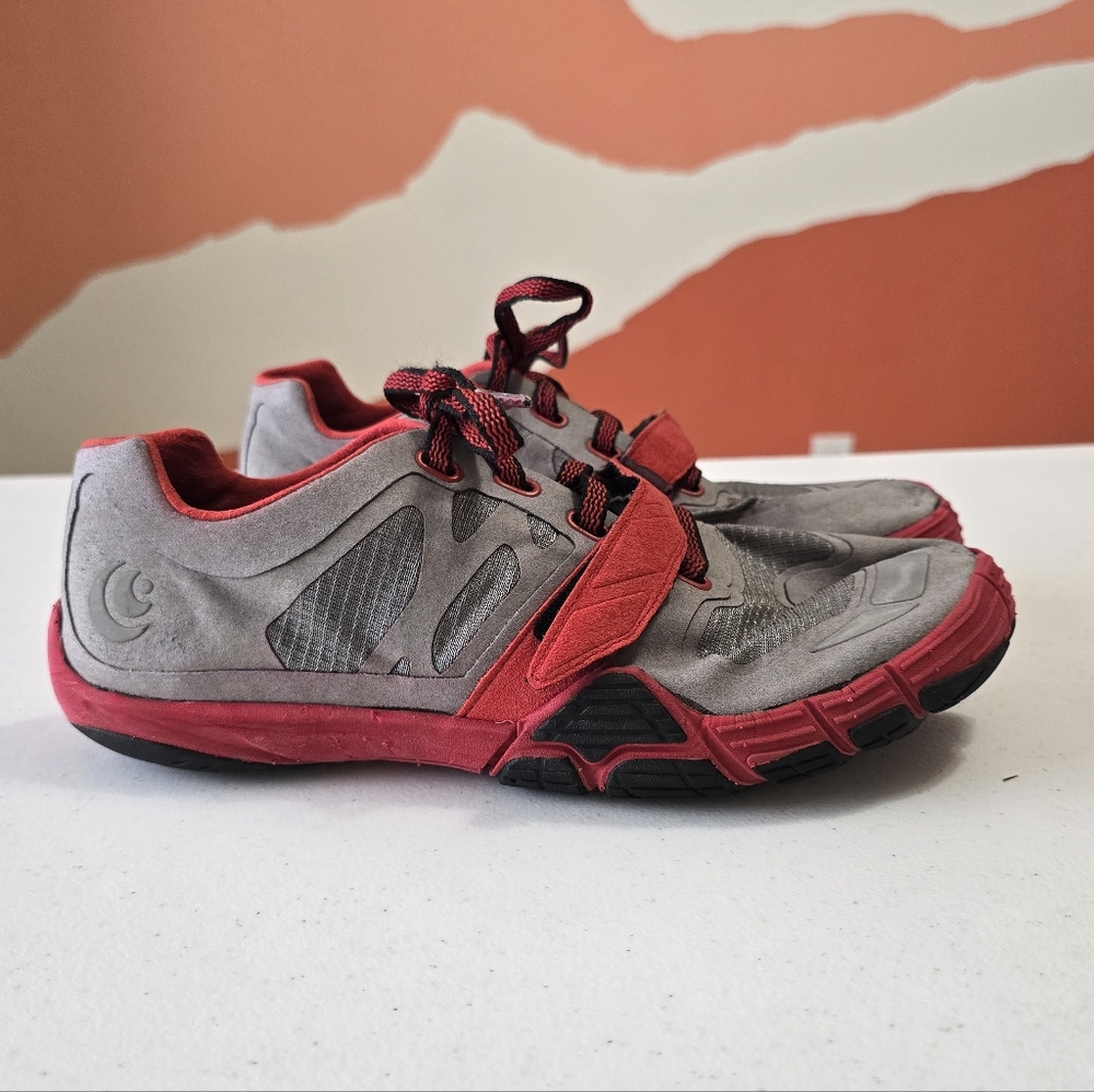Topo M-RX‎ Split Toe Cross Training Shoes  Men's 10 Red Grey - Picture 2 of 10